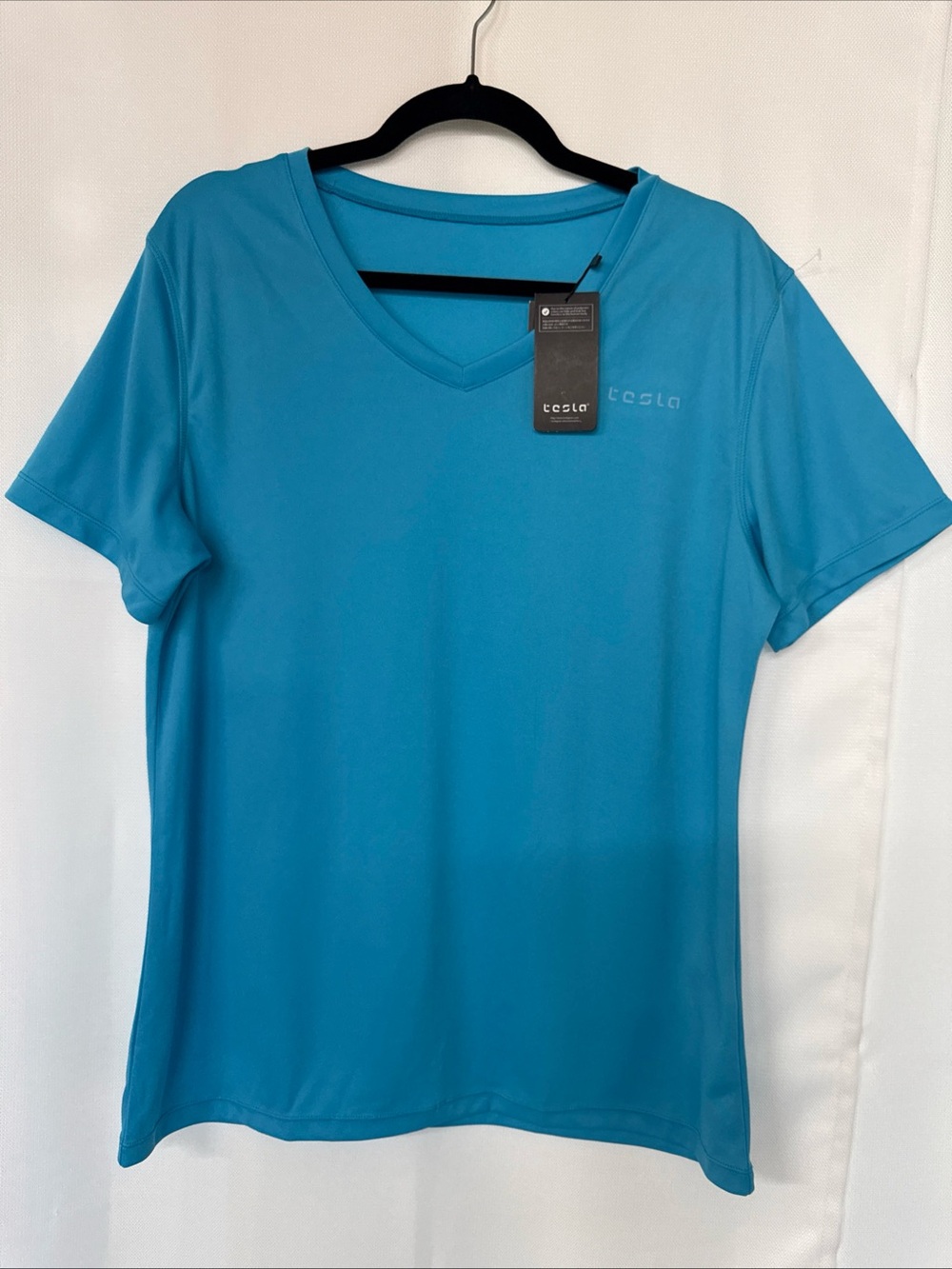 NWT Tesla Women’s Top T-Shirt 2XL Blue Logo Lightweight Outdoor Sun protection